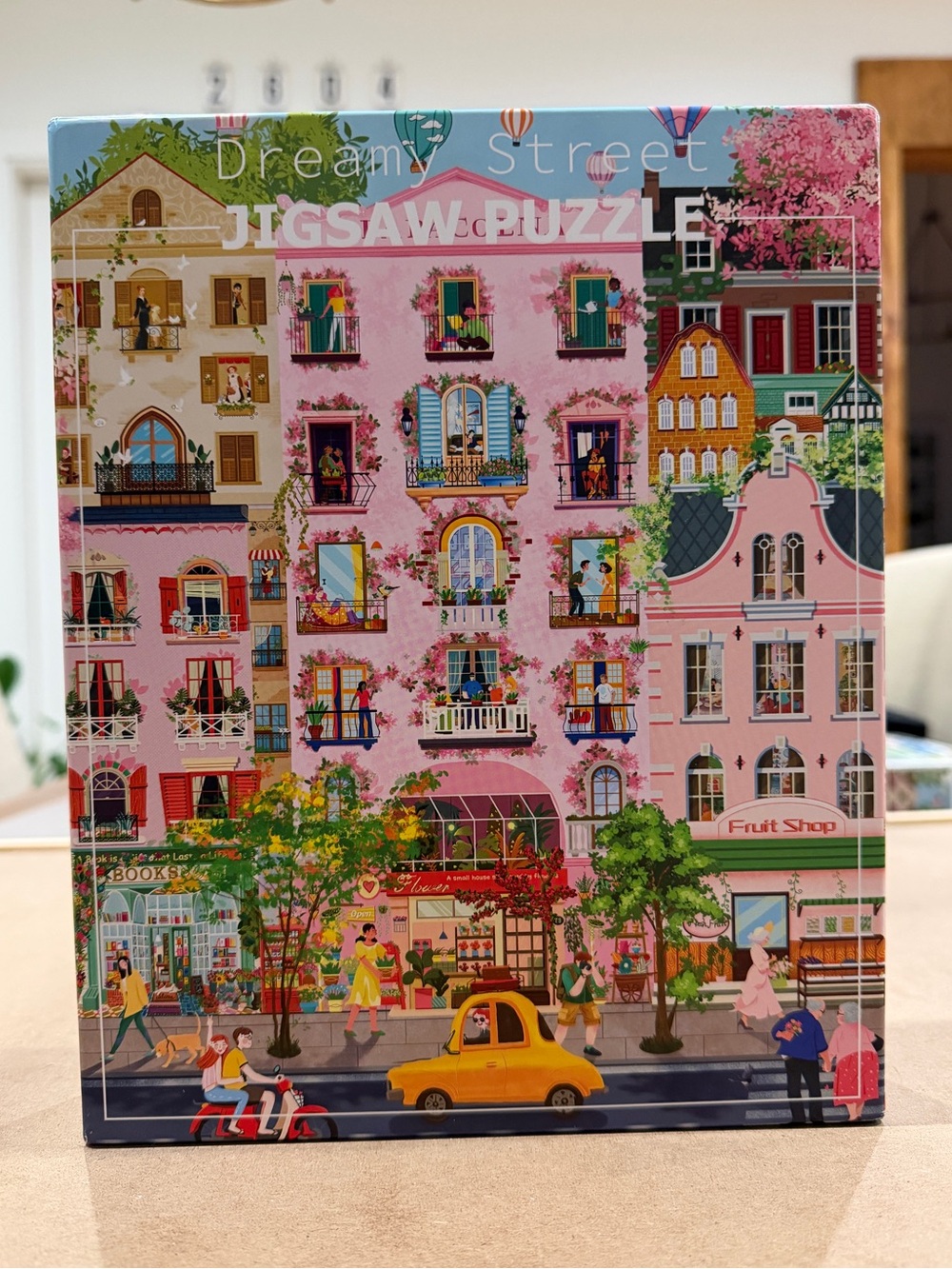 Dreamy Street Jigsaw Puzzle - 1000 Pieces